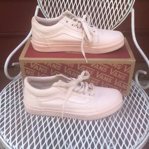 mono peach vans